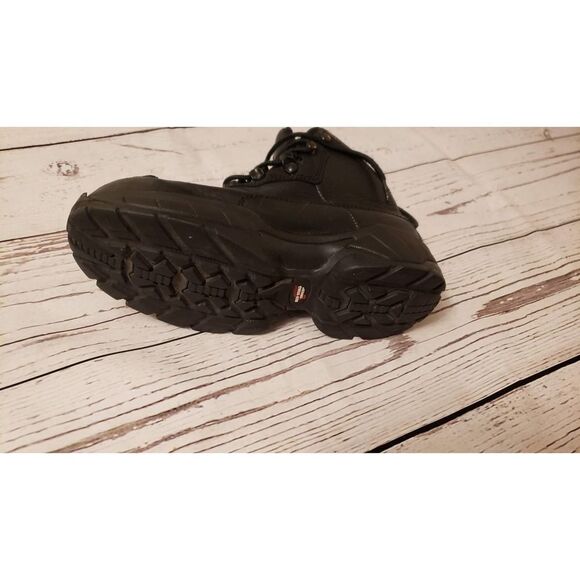 Red Wing Boots Model 2413-05 Black Boots Size 7 main image 2